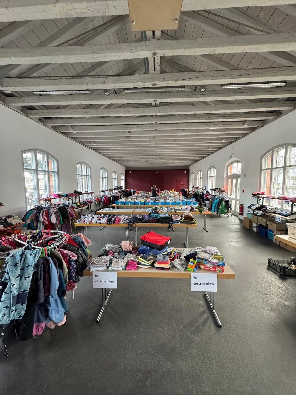 Förderverein Städtischer Kindergärten Neumarkt Sankt Veit - Kleiderstube